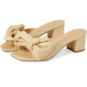 Stuart Weitzman M
Loveknot 50 Block
Slide
Women size 8 gently worn 
Color:Wheat
